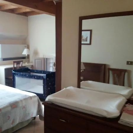 La Casa Di Urania